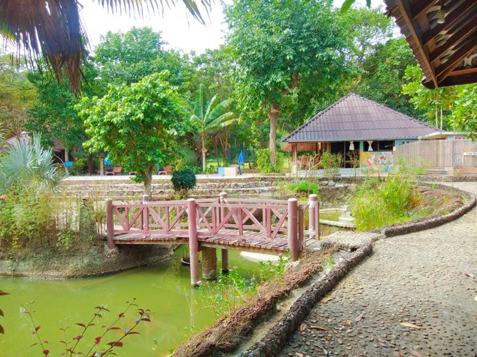 Faasai Resort & Spa Ban Nong Nam Khao Экстерьер фото